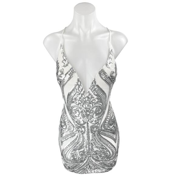 Windsor Gray Silver Sequin Sleeveless Plunging Cami Tank Mini Bodycon Dress OS - Picture 1 of 5
